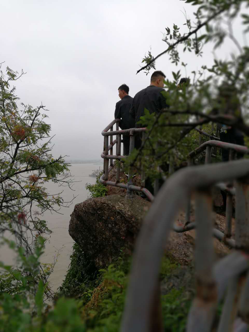 clip_image037.jpg