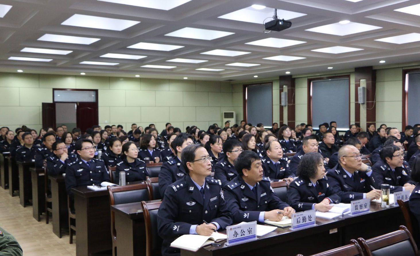 微信图片_20180408175545.png