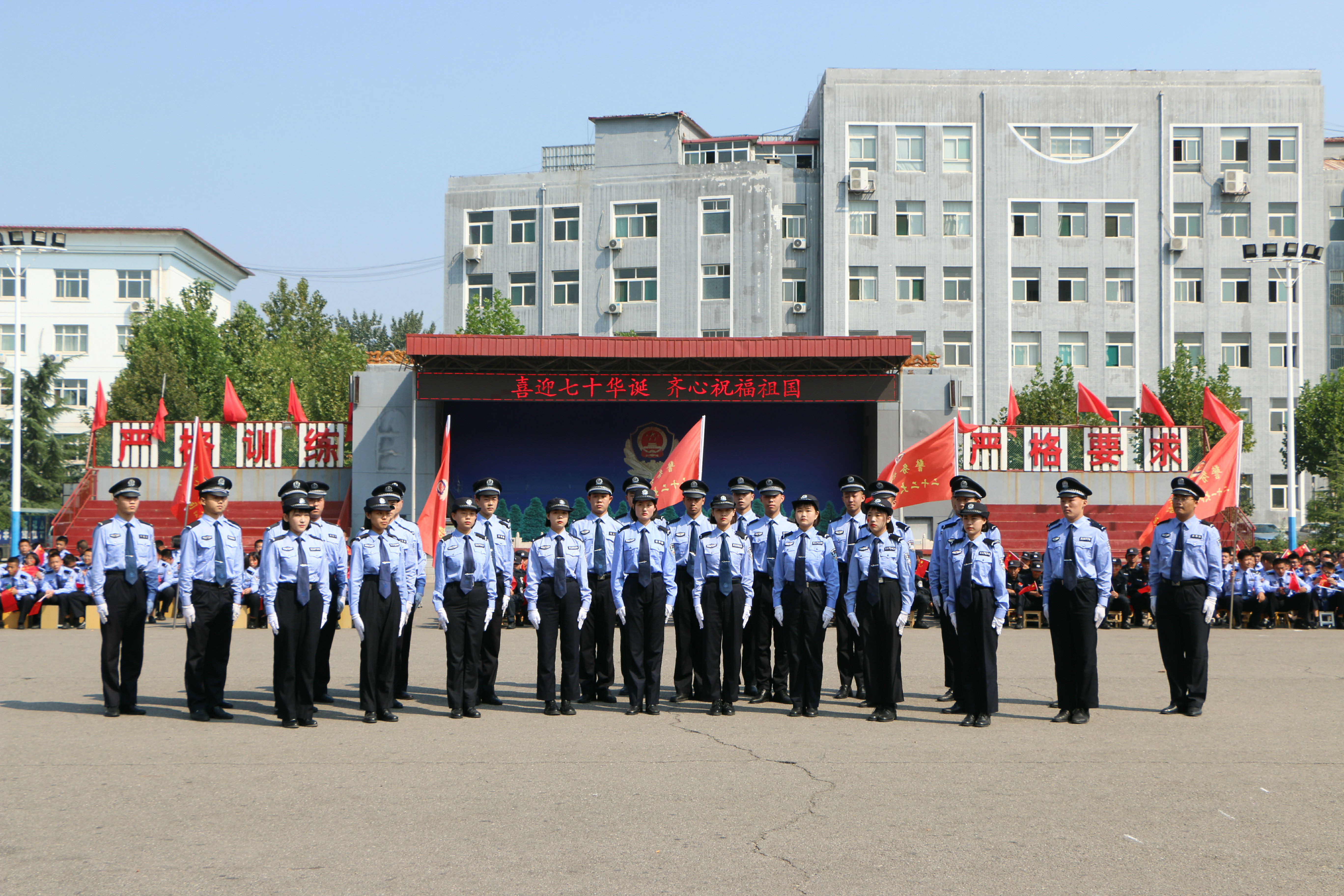 大合唱:《牢记使命》社团指导部 (1).jpg